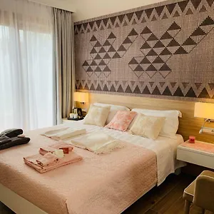 Relais Del Borgo- Domo Affittacamere Porto San Paolo (Sardinia)