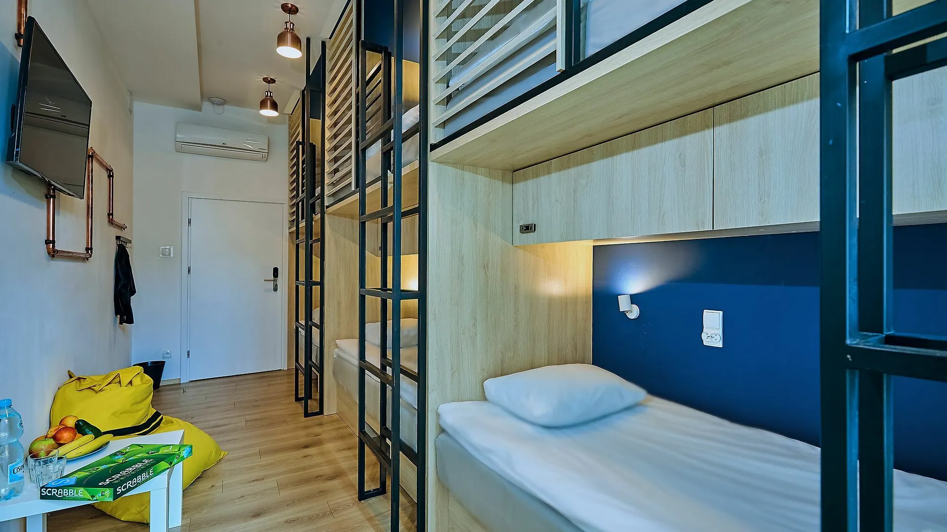 Draggo House Hostel Krakow Poland